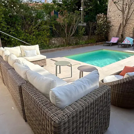 Tres Agreable Et Spacieuse Avec Piscine, Jardin Et Clim * Λε Κανέ