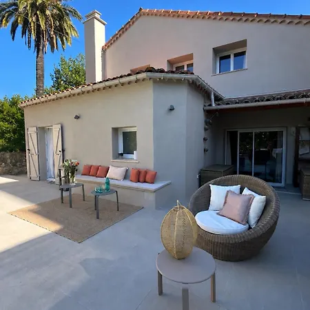 فيلة Tres Agreable Et Spacieuse Avec Piscine, Jardin Et Clim *