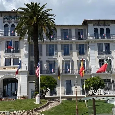 Villa Très Et Spacieuse Avec Piscine, Jardin Et Clim Le Cannet